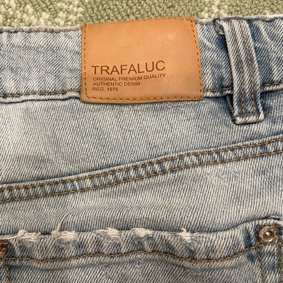 Jean Shorts - Picture 5 of 5